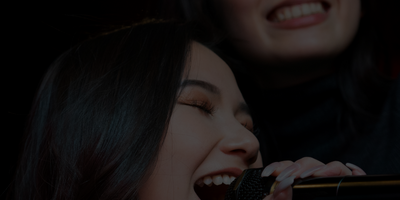 Azzur Lounge Bar: Quinta karaoke